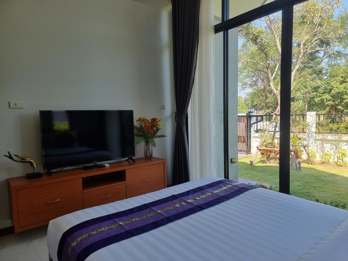 Baan Dalah Pool Villa Buriram Eksteriør bilde