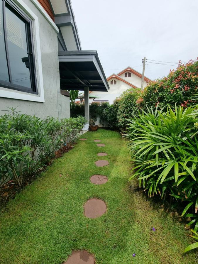 Baan Dalah Pool Villa Buriram Eksteriør bilde